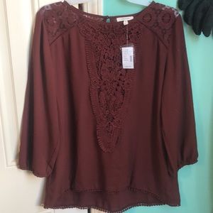 NWT Maurices top